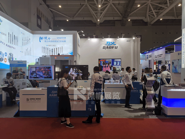 機械展展臺搭建